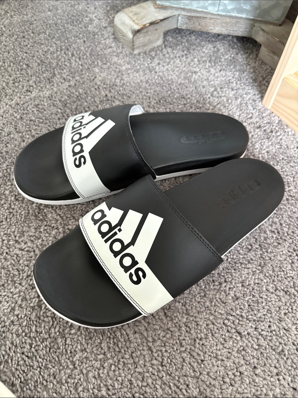 Adidas Adilette Comfort slides